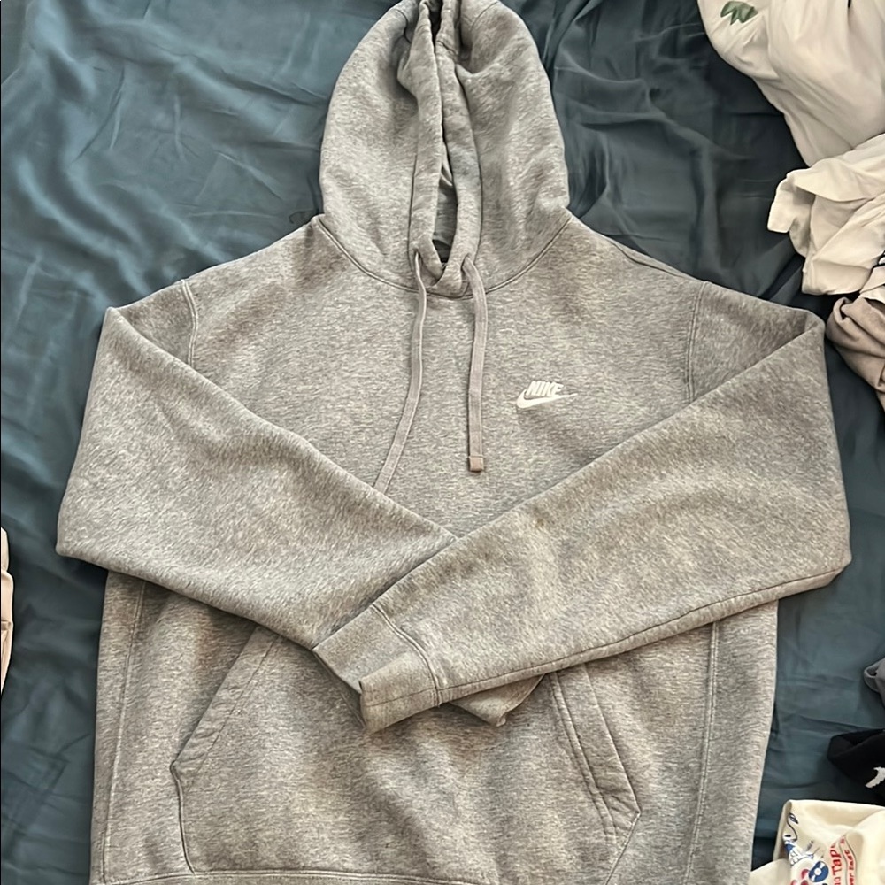 Nike Gray Sweatshirt Hoodie Athletic Style